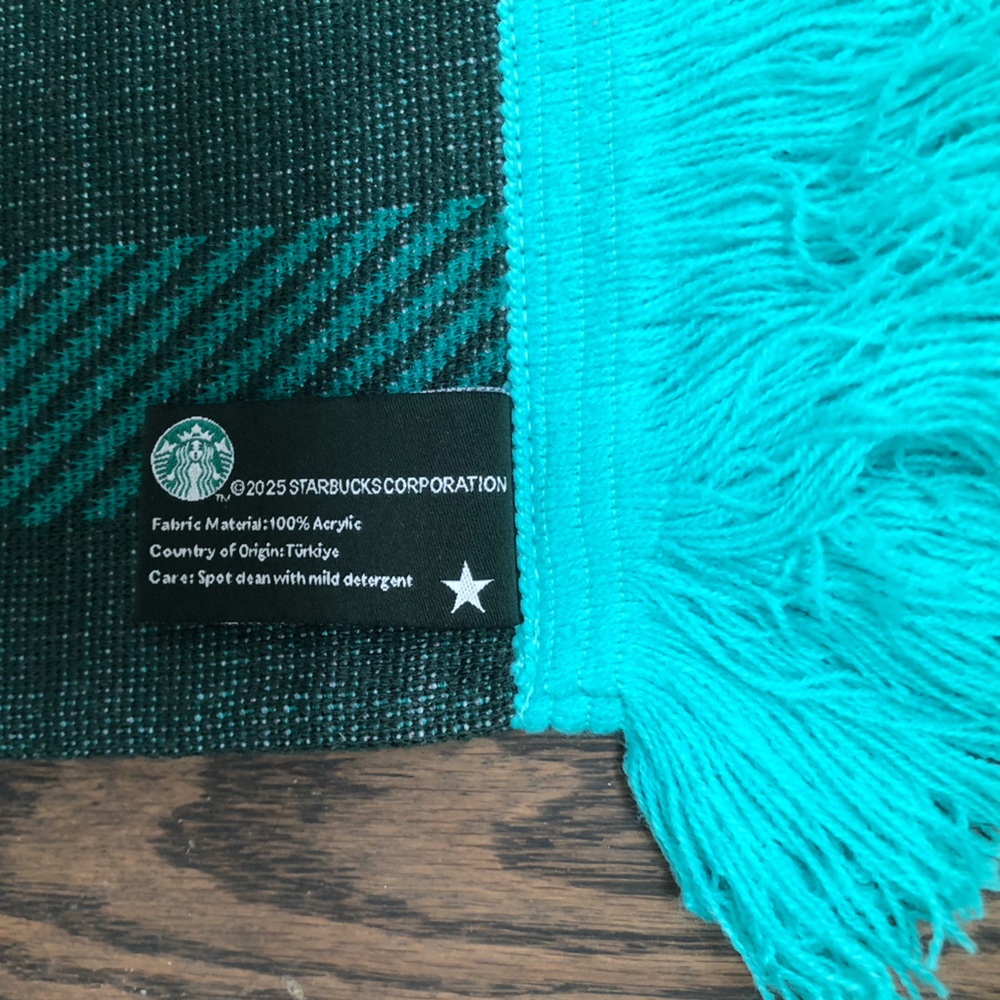 Starbucks for Life (2024) Promotional Contest Scarf - Picture 3 of 5
